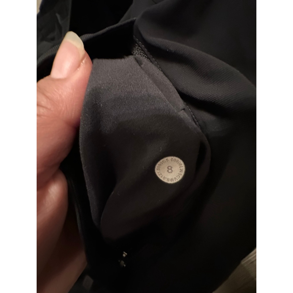Women's Lululemon Black Jogger Pants Size 8 - Picture 6 of 7